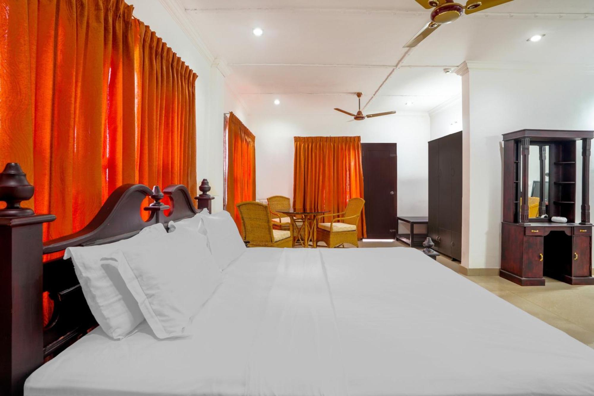 Palette Resorts- Tapovan Green County Thattakād Eksteriør billede